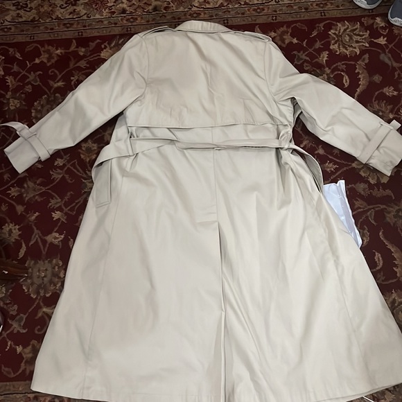 Size 10P London Fog authentic trench - Picture 10 of 13